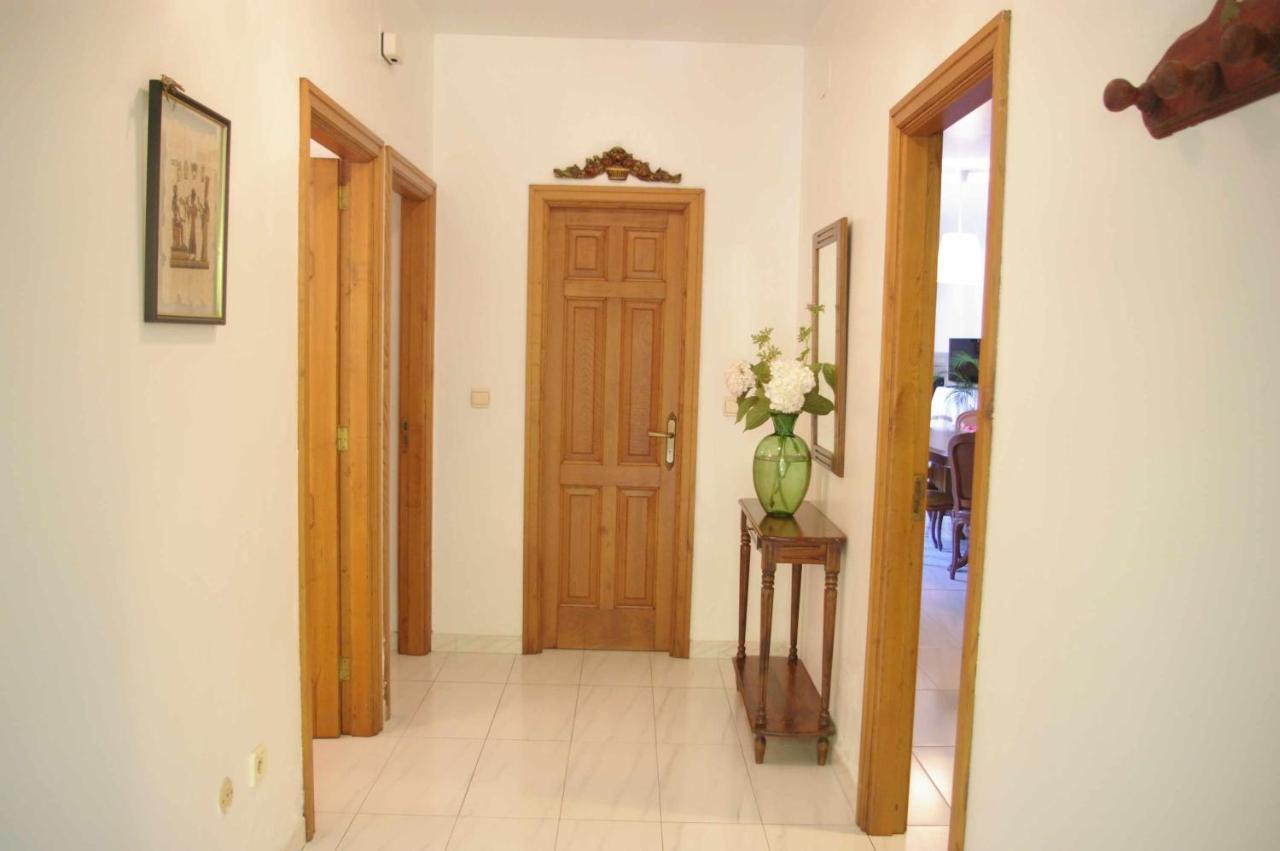 Villa Vivienda Tradicional Con Jardin Y Patio Interior à Villanueva De Arosa Extérieur photo